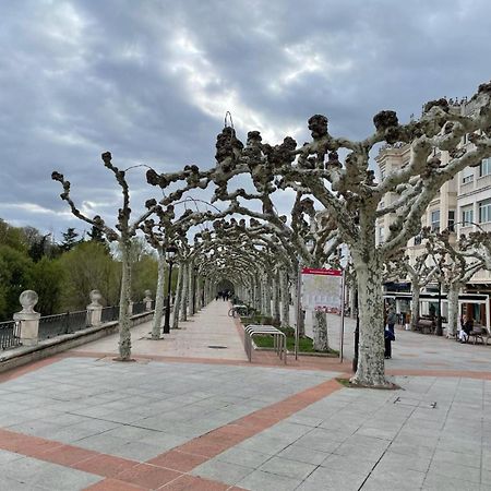 El Farolillo De La Catedral Vivienda De Uso Turistico Vut 9/251 Lägenhet Burgo Exteriör bild
